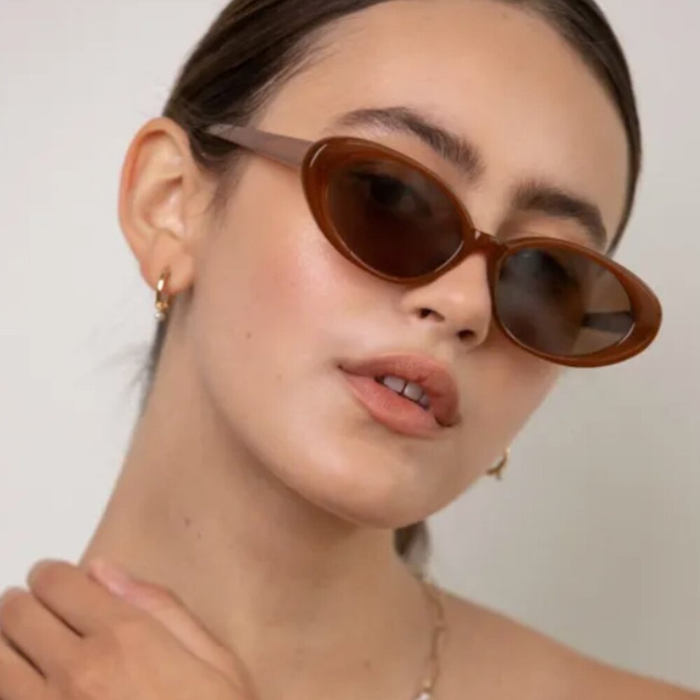 Velvet Canyon "The Poet" Sunglasses Chocolate